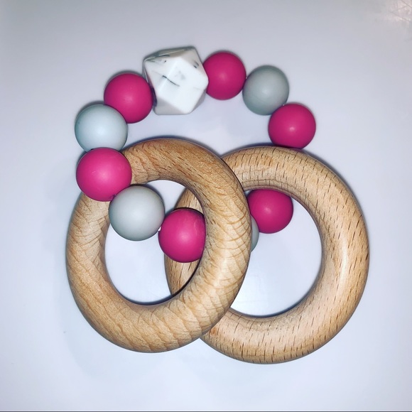 Teethers - Picture 1 of 3